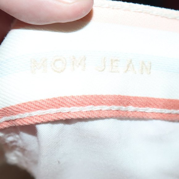 American Eagle White Multi Color Striped High Rise Mom Jeans Women's Size 2 - Picture 8 of 9